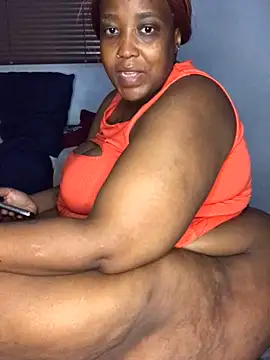 Snapshot of sotho_ssbbw chatting on 04.10.26 sotho ssbbw online show from 04.10.26