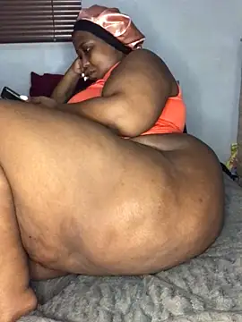 Snapshot of sotho_ssbbw chatting on 05.20.26 sotho ssbbw online show from 05.20.26