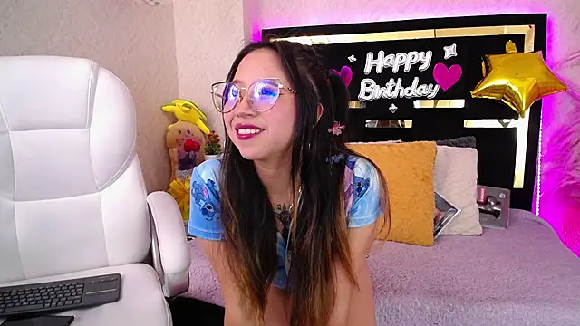 Moon Water   online show from 02.07.25