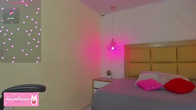 LARSONMIA online show from 03.04.26