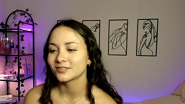 Megan Rodrigo online show from 10.10.25
