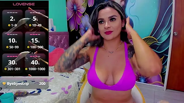 mia bigtits17 online show from 03.13.25