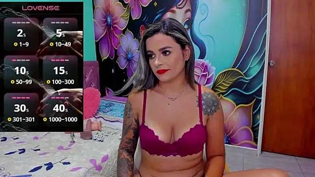 mia bigtits17 online show from 03.19.25