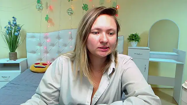 SallyVerda online show from 03.22.25