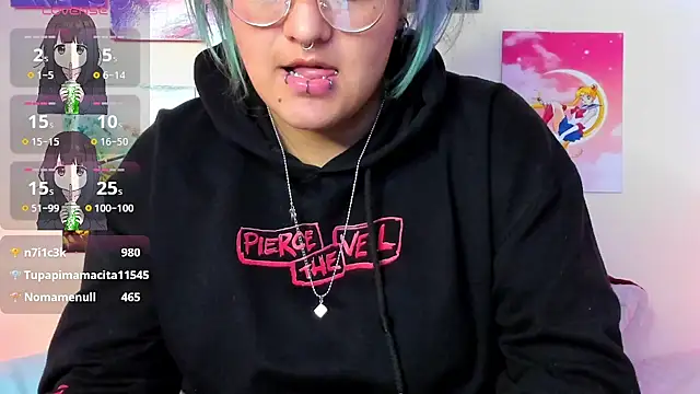 Snapshot of lucky-leah chatting on 01.17.25 lucky-leah online show from 01.17.25