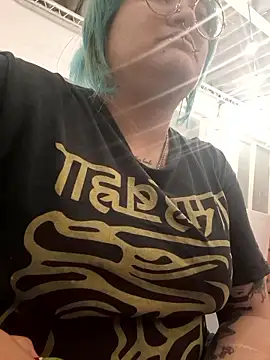 lucky-leah online show from 01.11.26