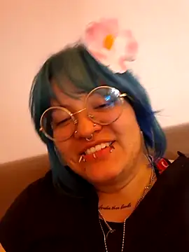 lucky-leah online show from 02.07.26