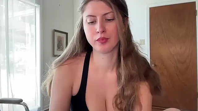 Snapshot of YUMIandbigWOLF chatting on 06.19.26 YUMIandbigWOLF online show from 06.19.26