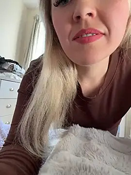 Snapshot of xxcurvyjessiexx chatting on 11.02.25 xxcurvyjessiexx online show from 11.02.25