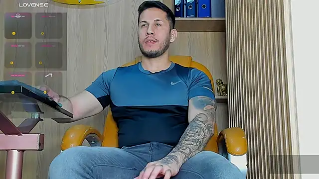 Snapshot of George_Diesell chatting on 02.05.26 George Diesell online show from 02.05.26