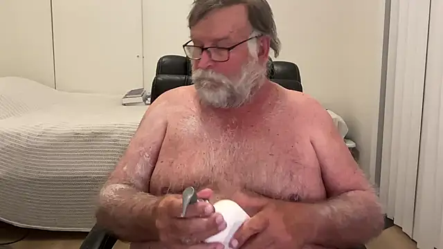 Snapshot of Drummajor chatting on 10.24.25 Drummajor online show from 10.24.25