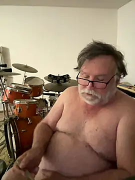 Snapshot of Drummajor chatting on 11.23.25 Drummajor online show from 11.23.25