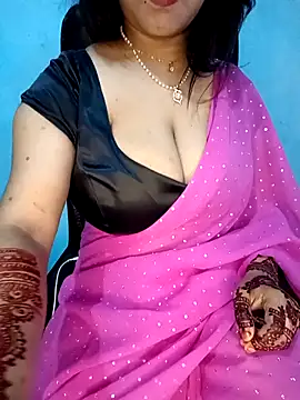 Snapshot of Dayna-36 chatting on 02.28.25 Dayna-36 online show from 02.28.25