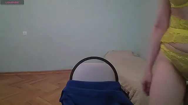 LanaDreamX online show from 01.12.25