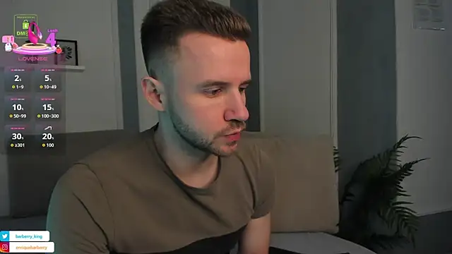 Snapshot of EnriqueBarberry chatting on 03.21.26 EnriqueBarberry online show from 03.21.26