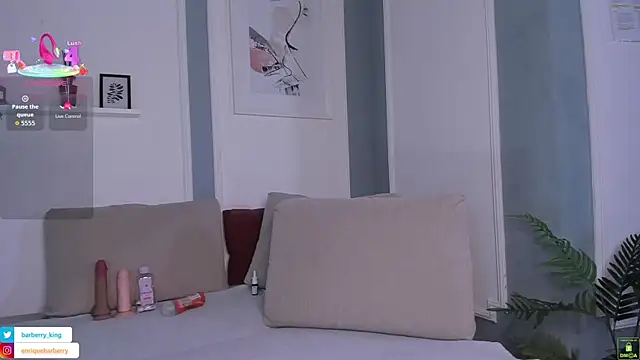 Snapshot of EnriqueBarberry chatting on 03.28.26 EnriqueBarberry online show from 03.28.26