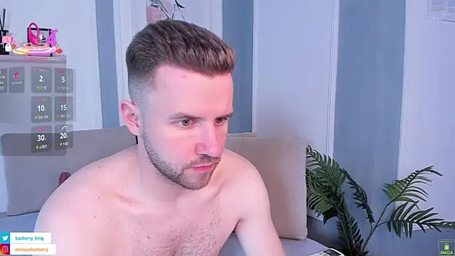 Snapshot of EnriqueBarberry chatting on 04.10.26 EnriqueBarberry online show from 04.10.26