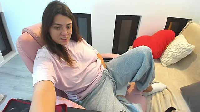 Dyana Kaylinn online show from 01.07.26