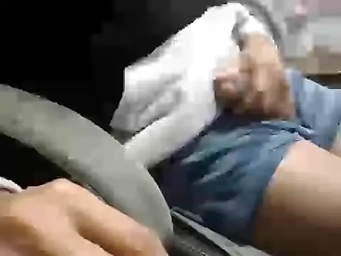 Snapshot of Andleo_ chatting on 11.12.25 Andleo online show from 11.12.25