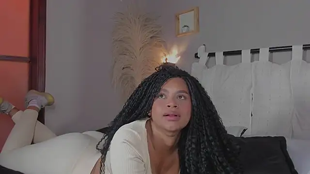 nayah   online show from 01.23.25