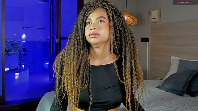 nayah   online show from 10.16.25