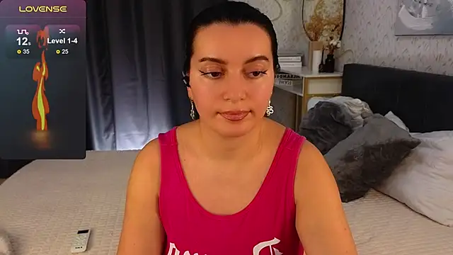 YourSweetDream  online show from 01.04.25