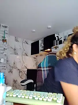 Devil Sara online show from 04.20.26