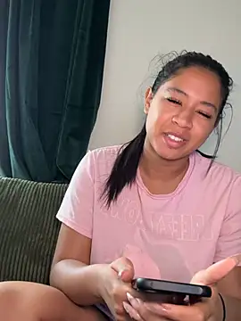 Snapshot of VanessaBling chatting on 02.03.26 VanessaBling online show from 02.03.26