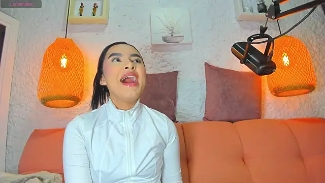 emiily s online show from 09.11.25