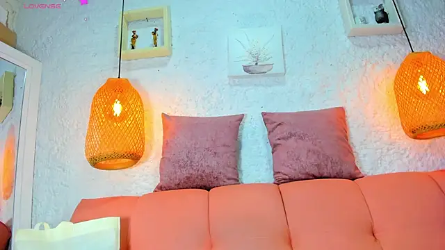 emiily s online show from 10.03.25