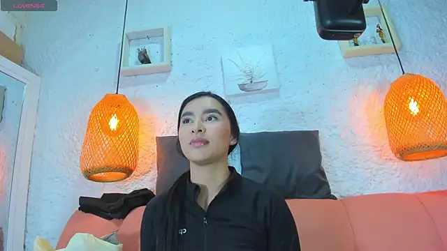 emiily s online show from 10.10.25