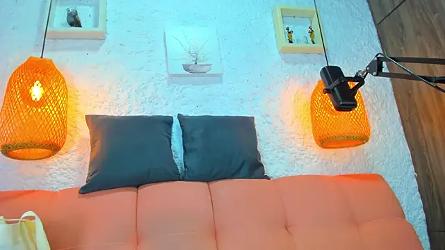 emiily s online show from 10.11.25