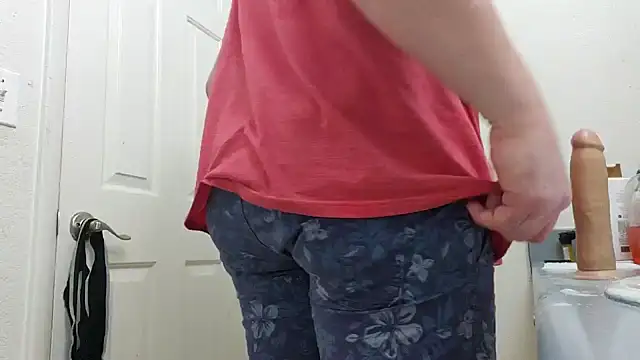 Snapshot of Fuckmyassg00d chatting on 09.13.25 Fuckmyassg00d online show from 09.13.25