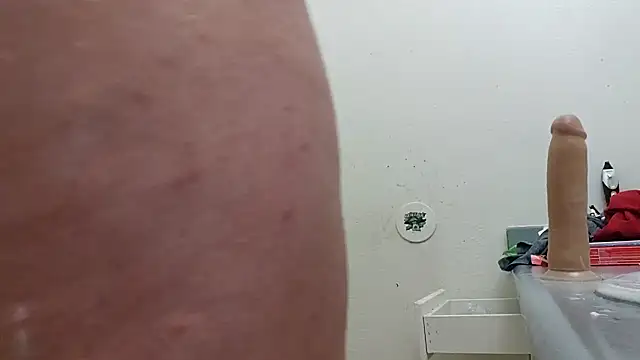 Snapshot of Fuckmyassg00d chatting on 11.02.25 Fuckmyassg00d online show from 11.02.25