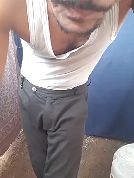 Snapshot of Burhade-- chatting on 11.05.25 Burhade-- online show from 11.05.25