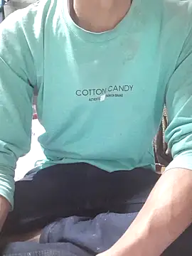 Snapshot of Burhade-- chatting on 12.14.25 Burhade-- online show from 12.14.25