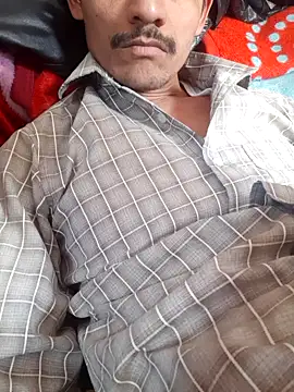 Snapshot of Burhade-- chatting on 12.15.25 Burhade-- online show from 12.15.25