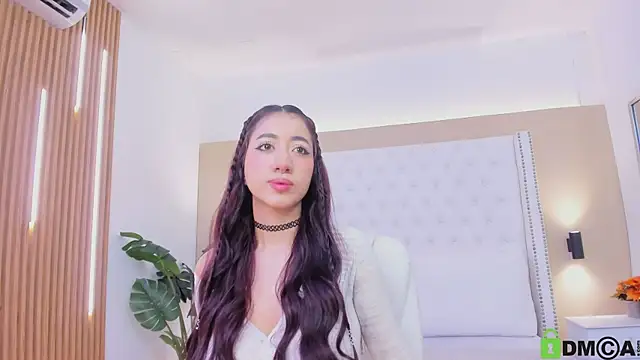 Snapshot of celeste_wayne chatting on 12.21.25 celeste wayne online show from 12.21.25