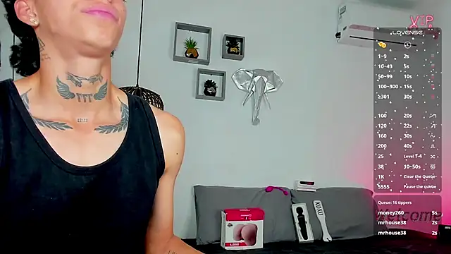 AmberAdams  online show from 01.31.26