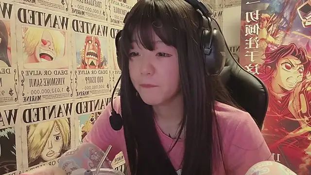 Snapshot of SNAKEgirlQAQ chatting on 05.31.26 SNAKEgirlQAQ online show from 05.31.26