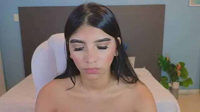 maiaa ruiz online show from 02.12.25