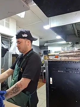 Victorjose3030 online show from 10.24.25