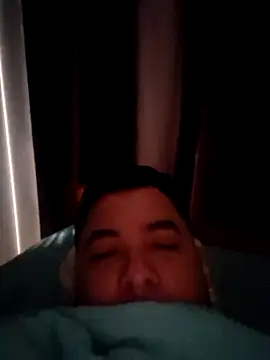 Victorjose3030 online show from 10.27.25