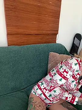 haileyhope  online show from 12.20.25