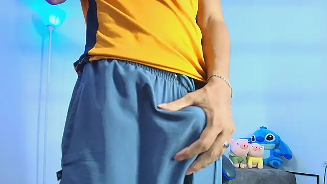 TylerWhite  online show from 09.17.25