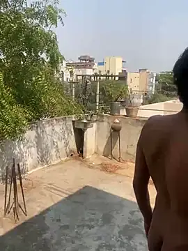 Snapshot of therawnomad chatting on 03.09.25 therawnomad online show from 03.09.25