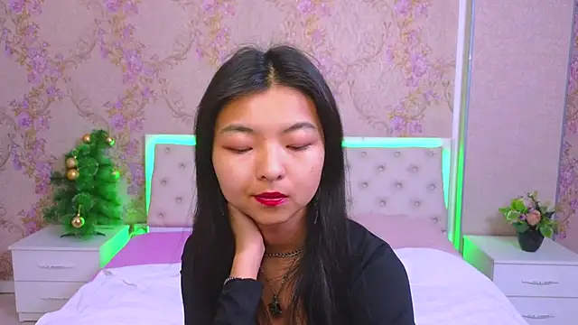 Shy Kira online show from 01.13.25