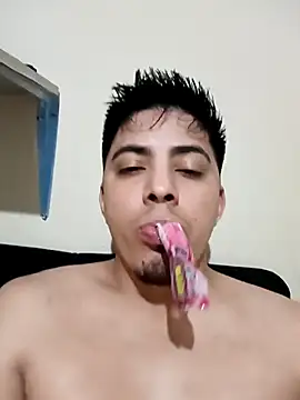 Snapshot of Fiel77 chatting on 02.27.25 Fiel77 online show from 02.27.25