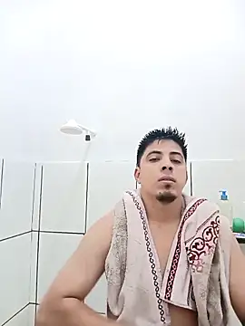 Snapshot of Fiel77 chatting on 12.16.25 Fiel77 online show from 12.16.25