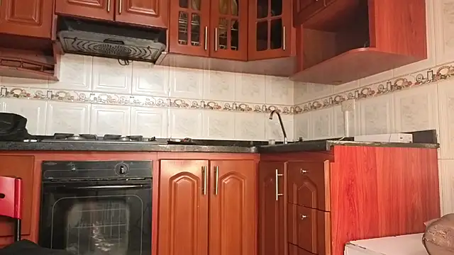 GianellaCox  online show from 09.19.25